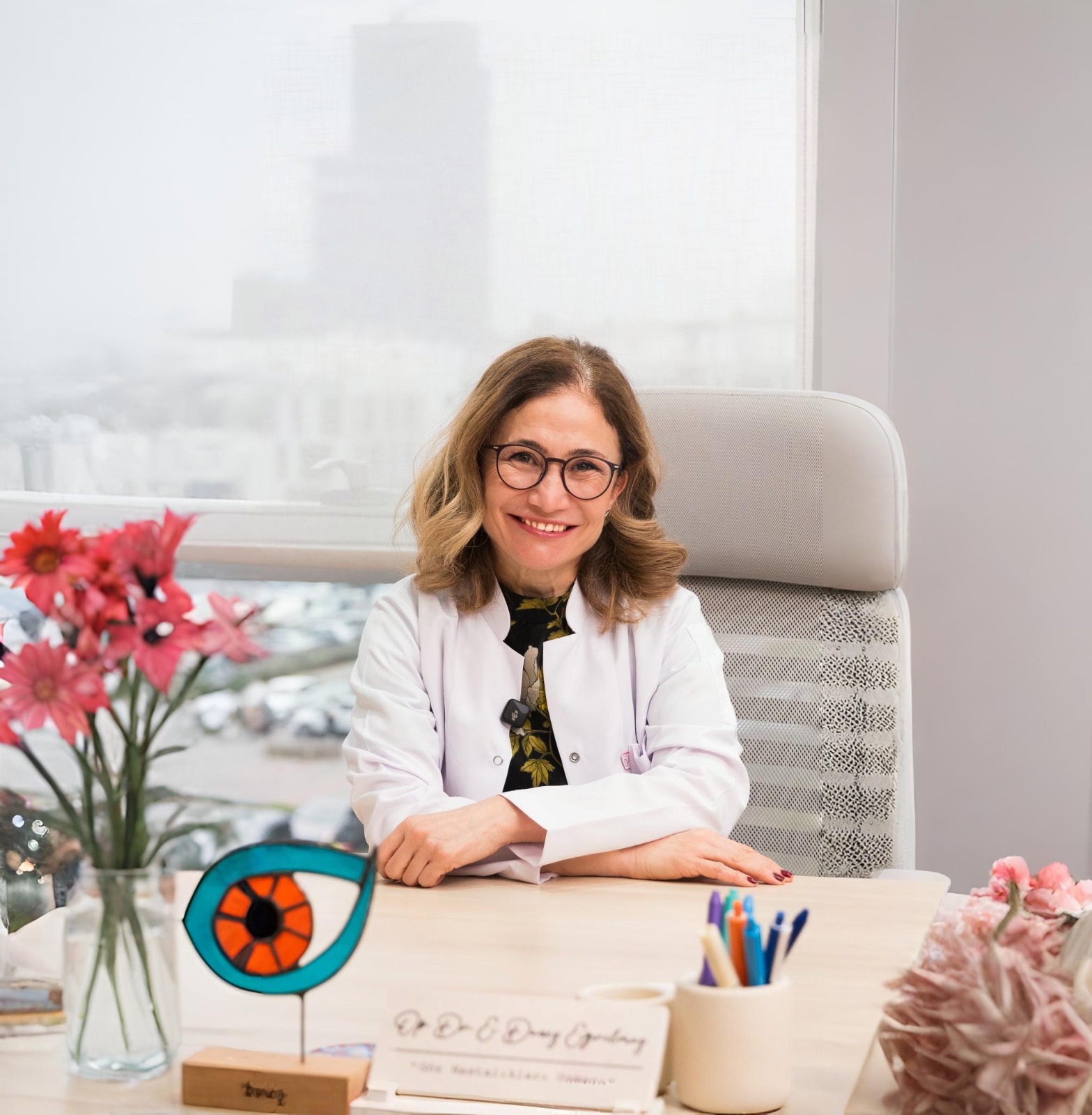 Göz Doktoru Dr. E. Deniz Eğrilmez